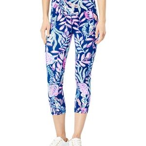 Lilly Pulitzer Blue and Pink Capri Pants with Tropical Print